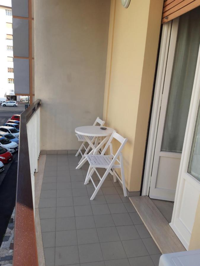 La Casa Di Catia Hotell Florens Exteriör bild